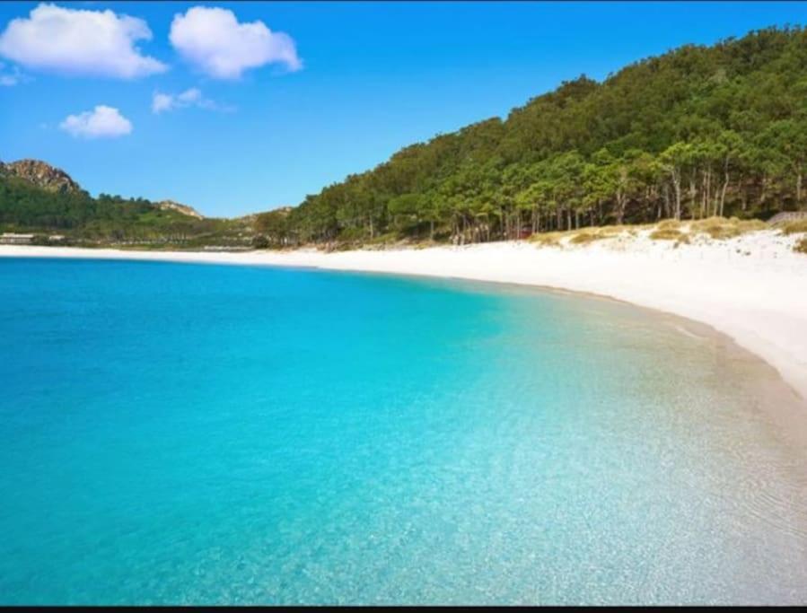 Atico En La Playa De Cangas Экстерьер фото