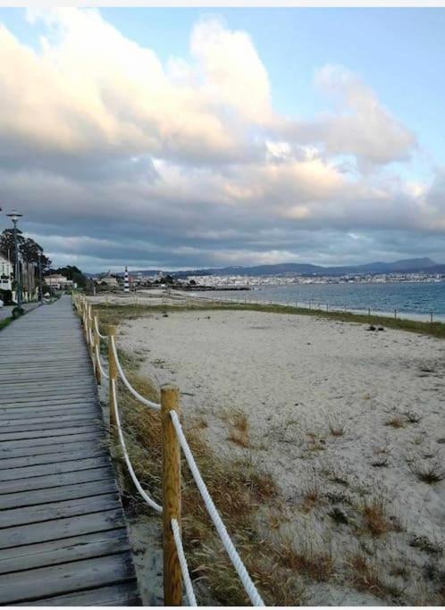 Atico En La Playa De Cangas Экстерьер фото