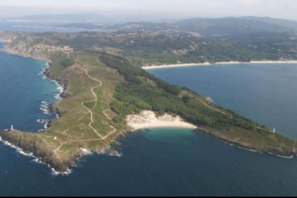 Atico En La Playa De Cangas Экстерьер фото